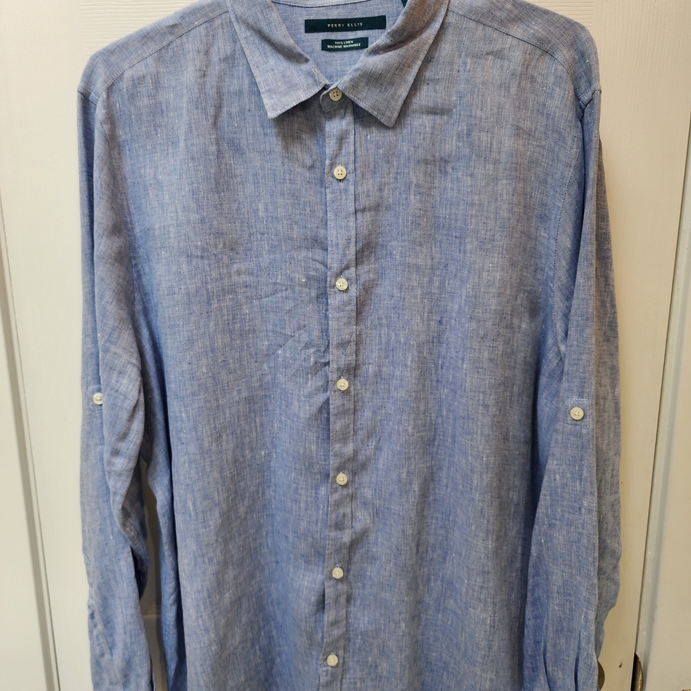 Perry Ellis Men's Blue Button-Up Shirt